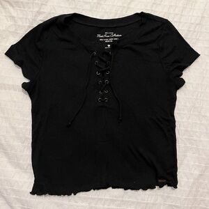 Black baby tee